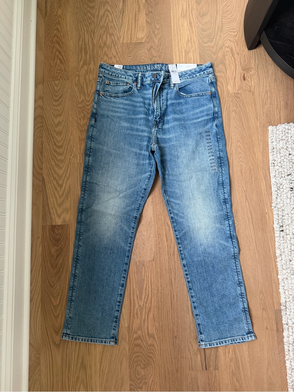 American Eagle Outfitters Light Blue Relaxed Fit Jeans